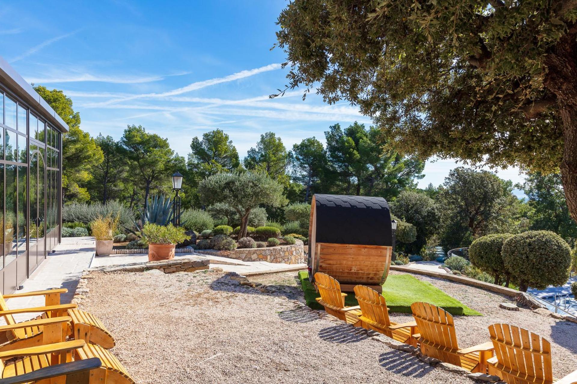 La Bastide De Tourtour Hotel & Spa Exterior photo