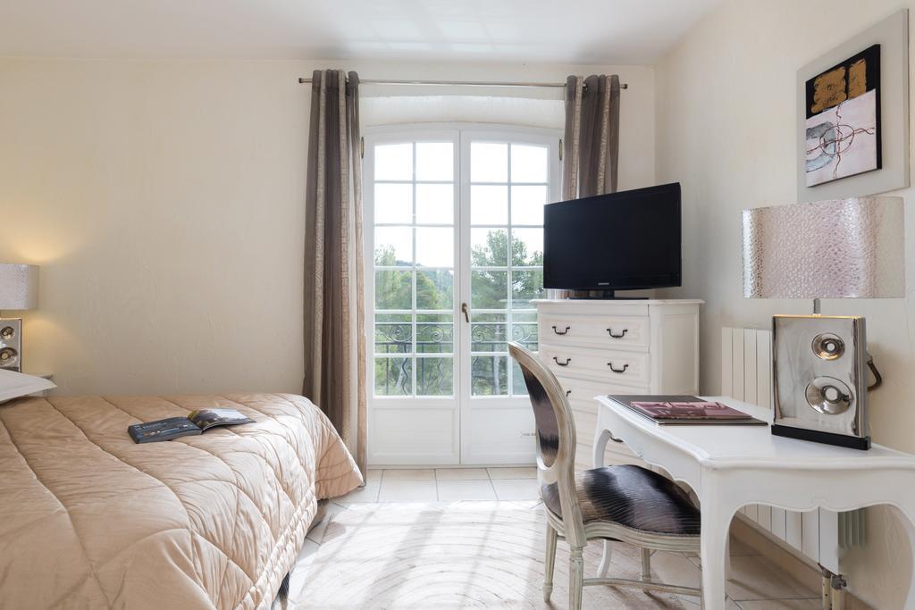 La Bastide De Tourtour Hotel & Spa Exterior photo